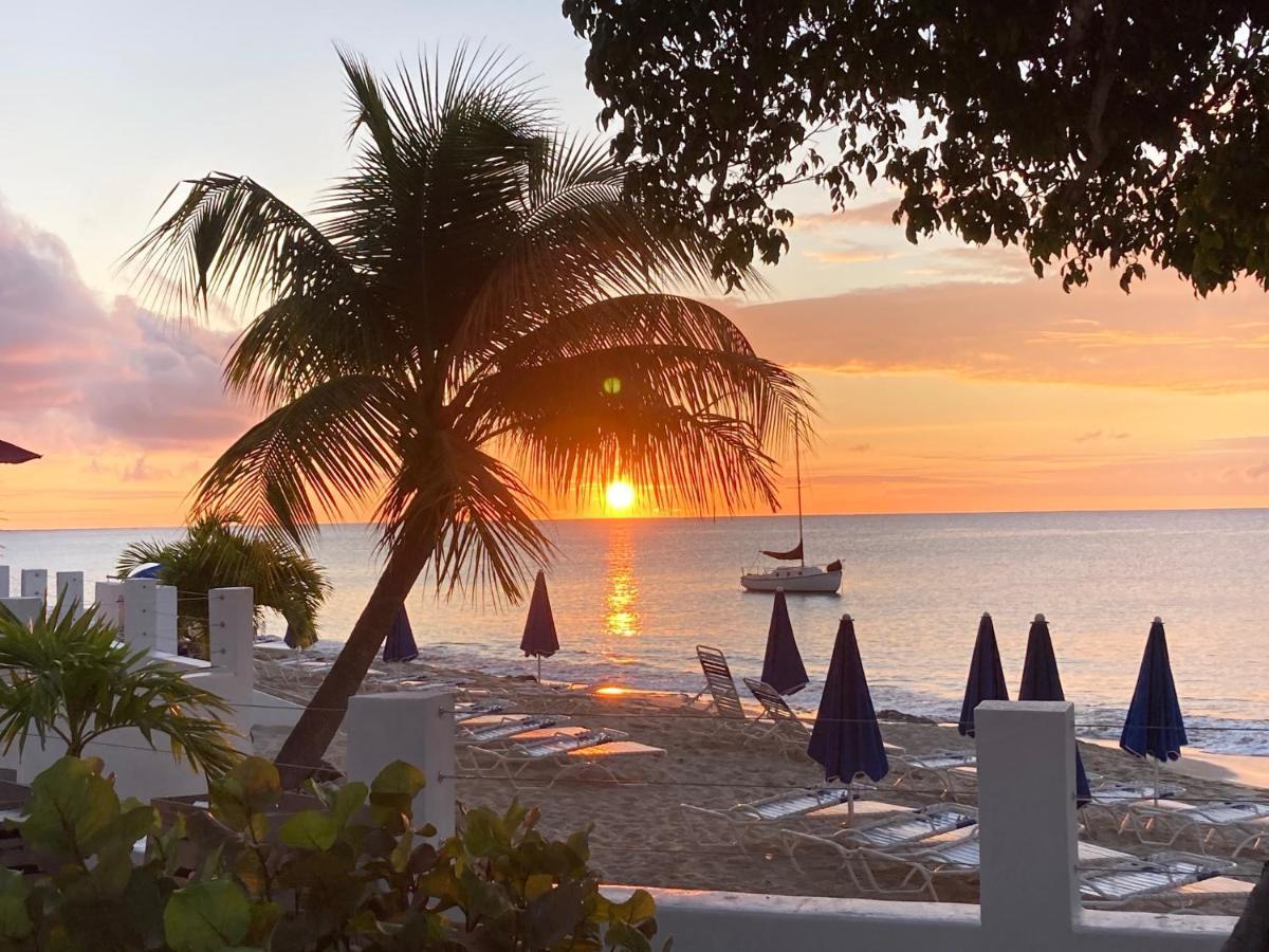 Sand Castle On The Beach - Adults Only Frederiksted 외부 사진